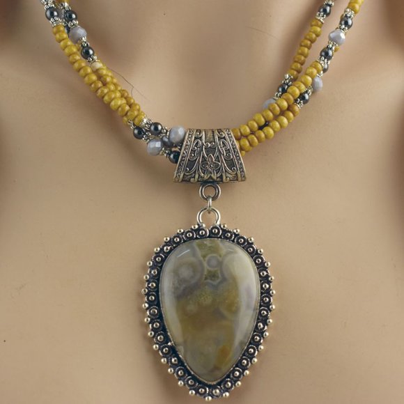 Crazy Lace Agate Necklace & Earring Set - Picture 4 of 4